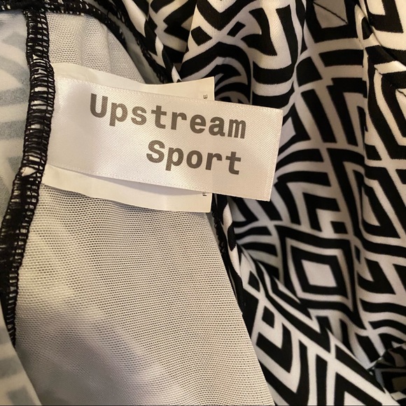 🌴Cute Upstream Tankini Top🌴 Black & White Size 14 Women - Picture 8 of 10